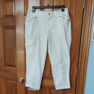 - Sonoma Women's White Cargo Stretchy Pants, Elastic Waistband Size 14, Like New